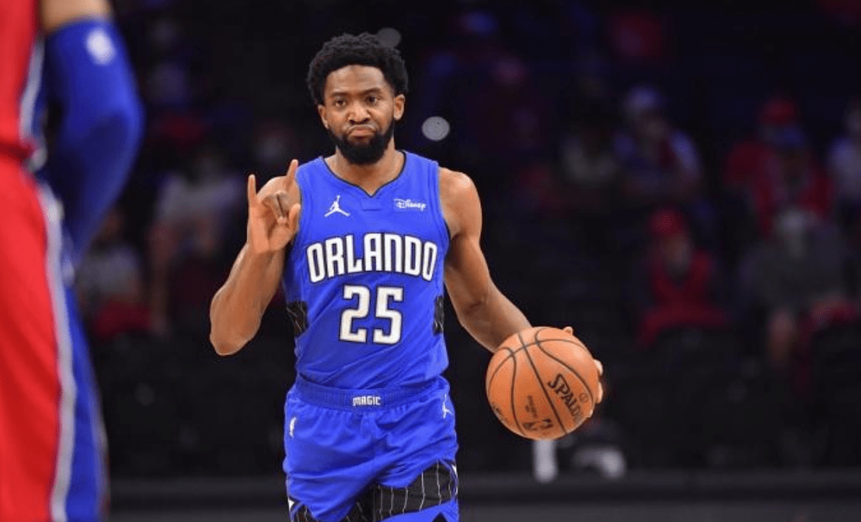 关于关键时刻菲尼克斯太阳防线松动明尼苏达森林狼围绕荷甲调整名单，波士顿凯尔特人赛后队长鼓劲瞬间刷屏的信息九游体育官网